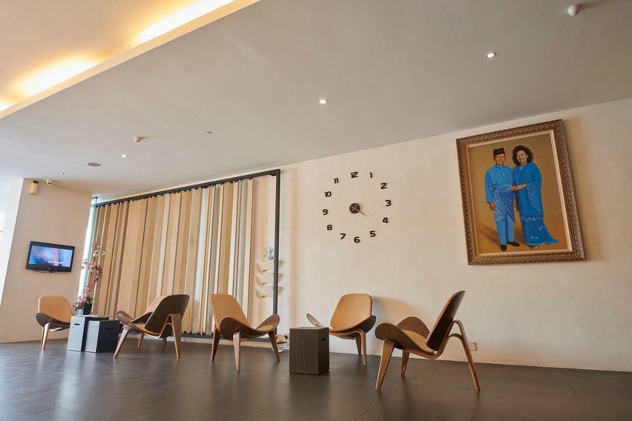 Hotel The Leverage Business - Bandar Baru Mergong 3*